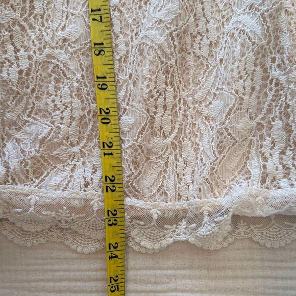 Ultra Pink Ivory Lace Top - Picture 9 of 9